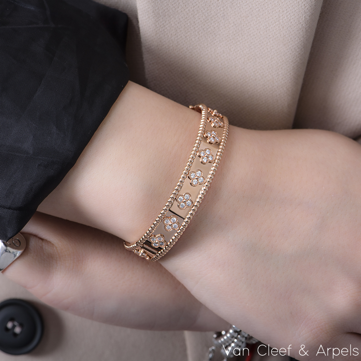 Perlée sweet clovers bracelet, large model 18K rose gold, Diamond - Van  Cleef & Arpels